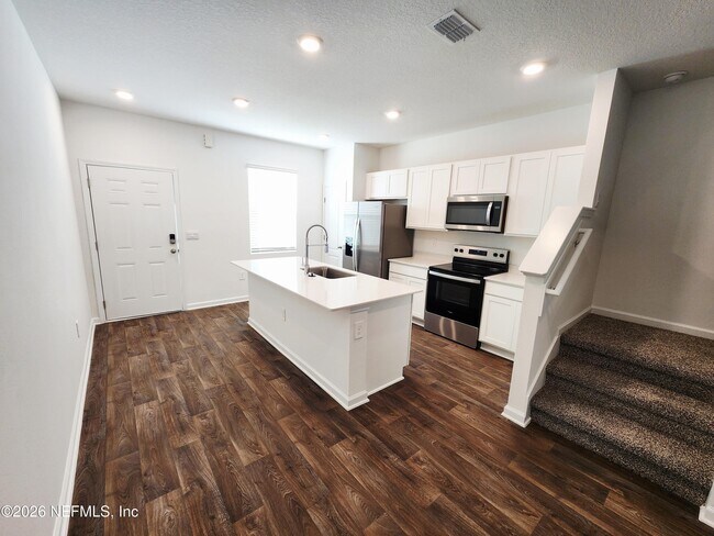 Foto del edificio - 51 Palmetto Rdg Rd