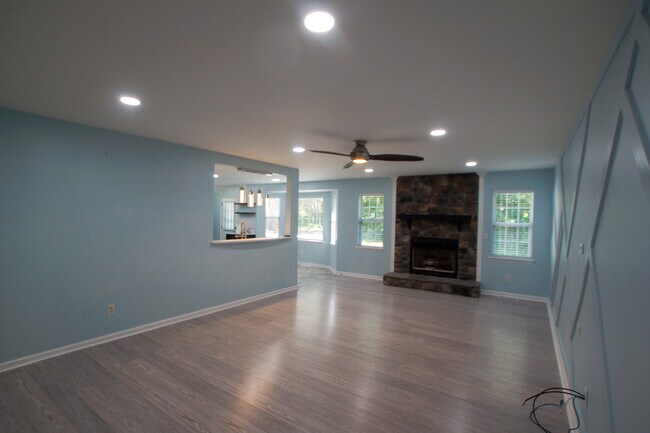 Foto del edificio - 5705 Katha Dr