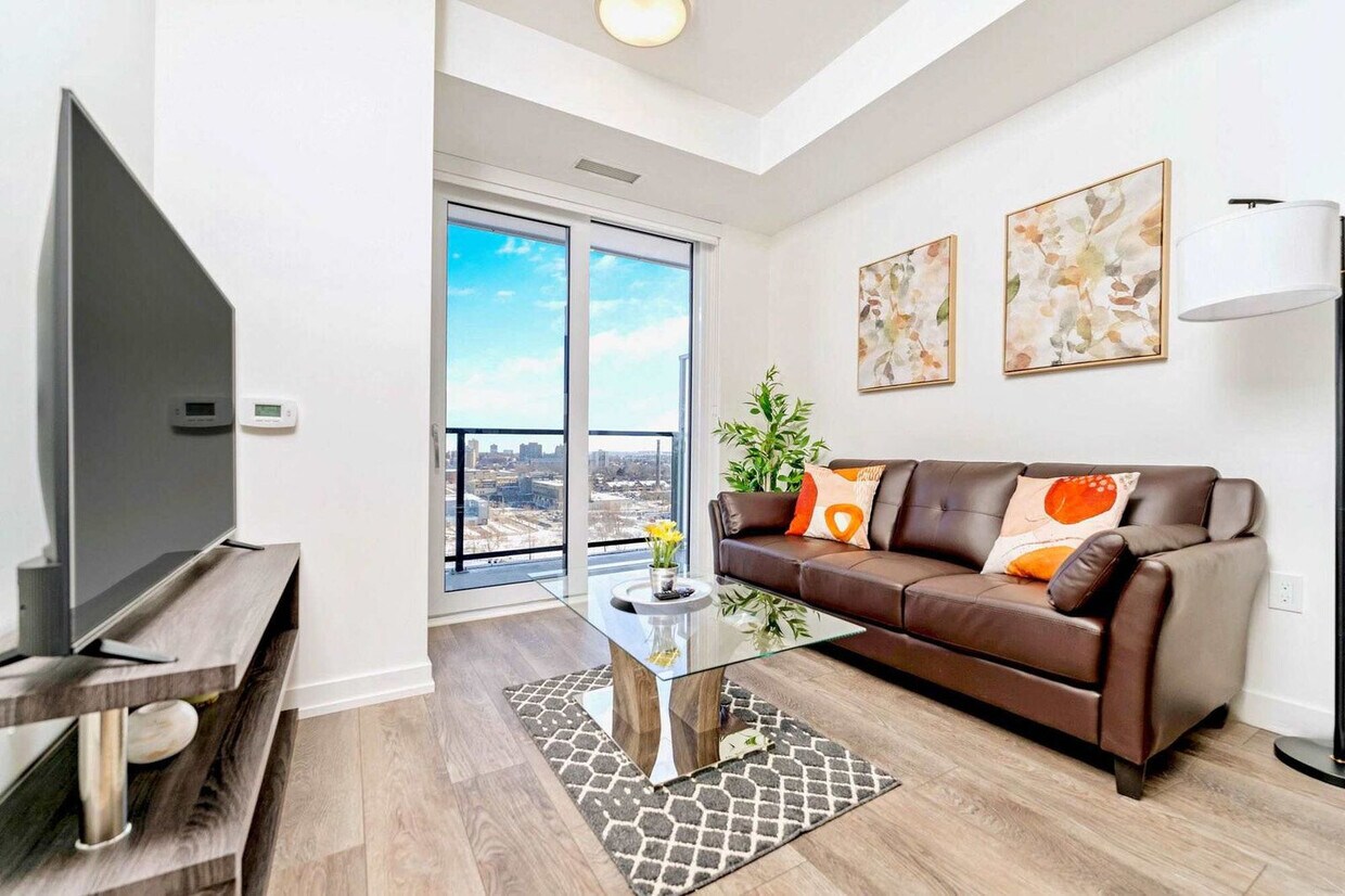 Photo principale - 5 Wellington St S