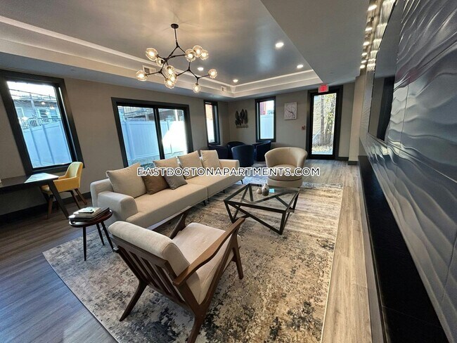 Foto del edificio - 656 Saratoga St.