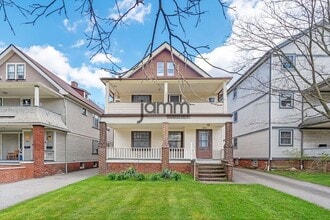 Building Photo - 1695 Glenmont Lower