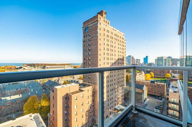 Foto del edificio - 1407 S Michigan Ave