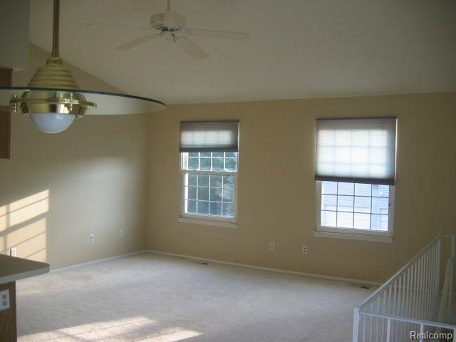 Building Photo - 129 Lake Village Dr