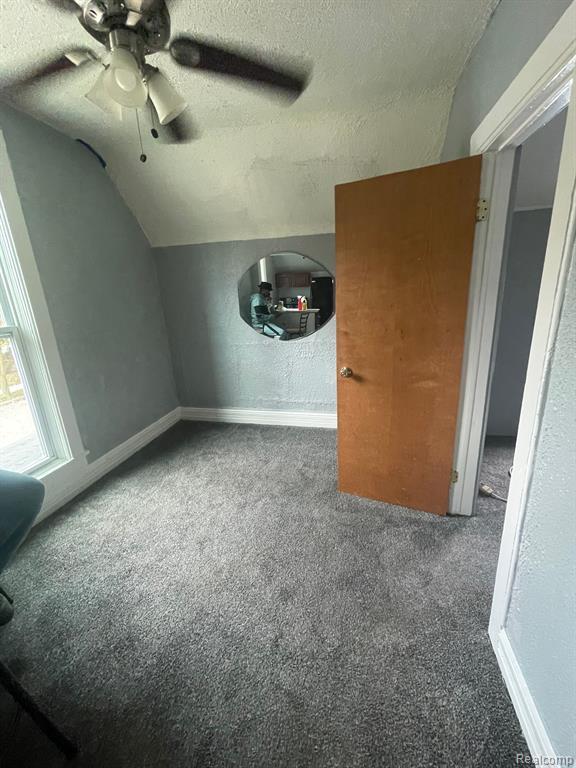 20 Stapleton St, Mount Clemens, MI 48043 Room for Rent in Mount