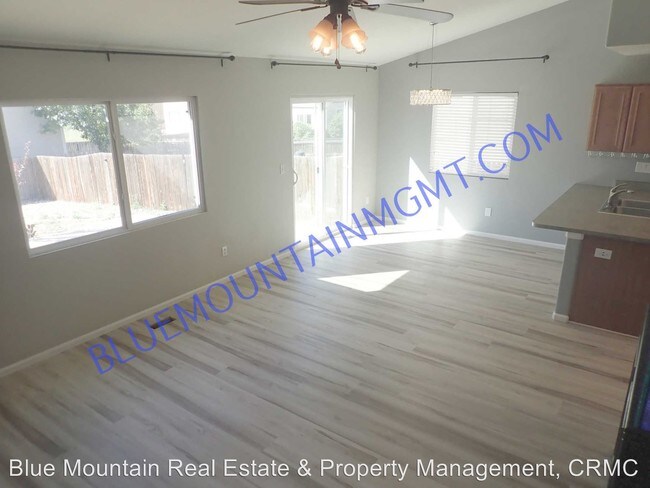 Building Photo - 3 br, 2 bath House - 6610 Alibi CIrcle
