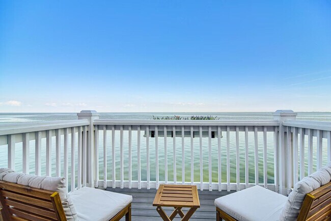 Foto del edificio - 5172 Coquina Key Dr SE