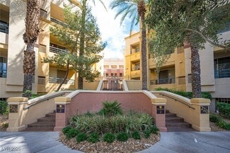 Building Photo - 220 E Flamingo Rd