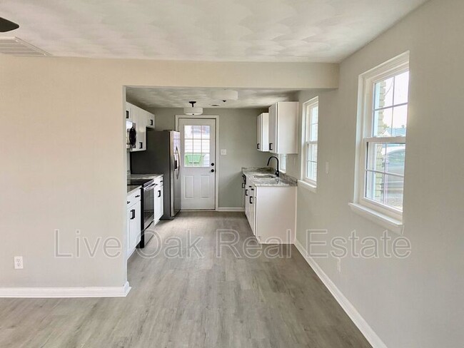 Foto del edificio - 9422 Peachtree St
