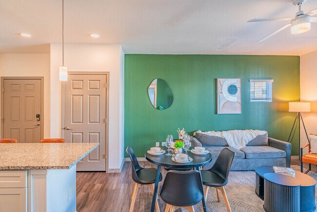 Foto del edificio - 9600 W Georgia Ave