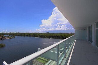 Building Photo - 400 Sunny Isles Blvd