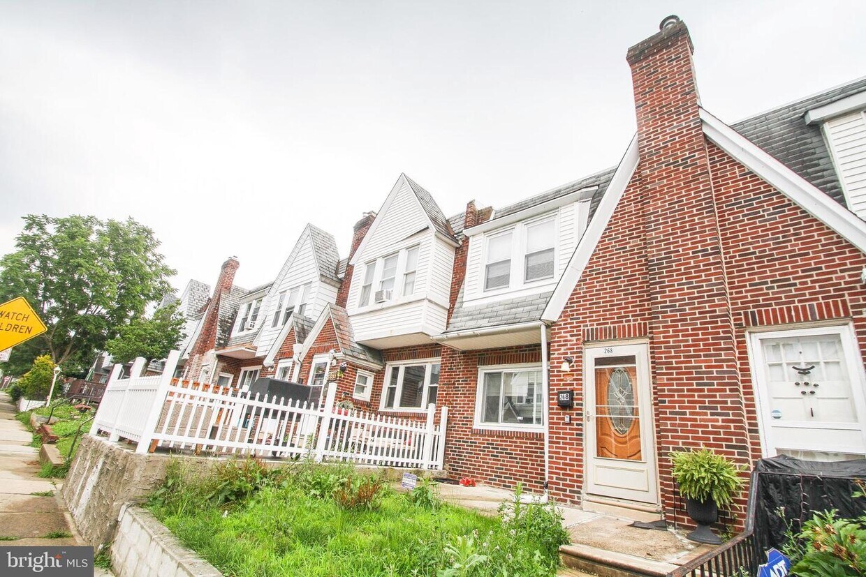 268 Sanford Rd, Upper Darby, PA 19082 Townhome Rentals in Upper Darby