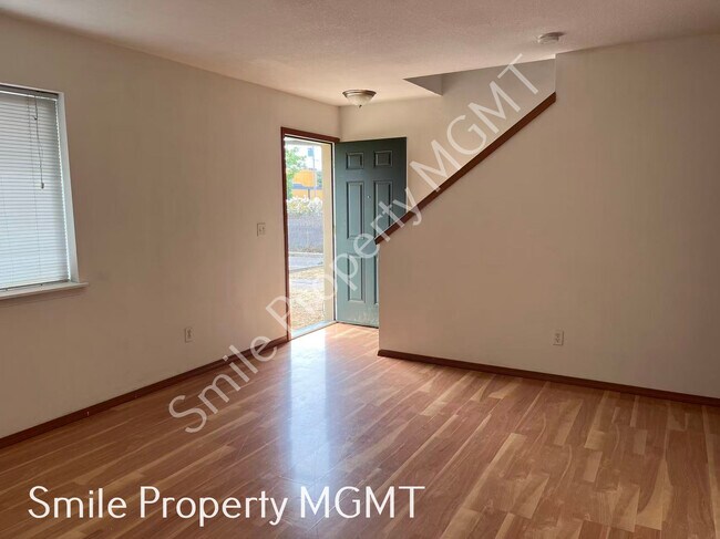 Foto del edificio - 8421 SE Insley St