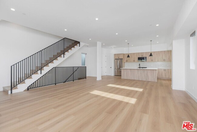 Foto del edificio - 12706 Pacific Ave