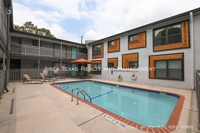 Foto del edificio - One Bedroom Apartment in Montrose!
