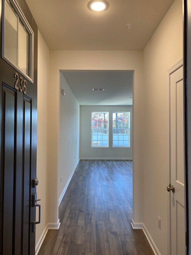 Foto del edificio - 236 Park Ln