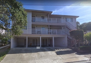 Building Photo - 305 19th St