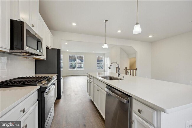 Foto del edificio - 223 Avalon Dr