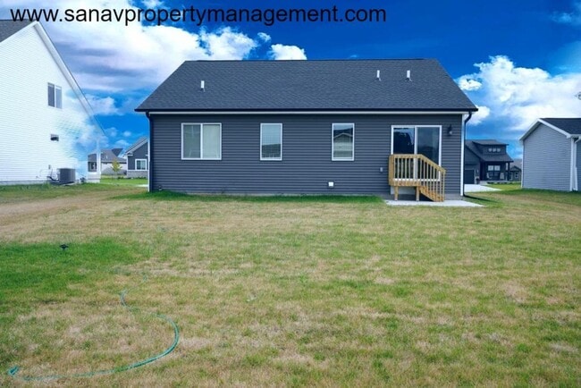 Building Photo - Gorgeous Brand New Single Family Home in B...