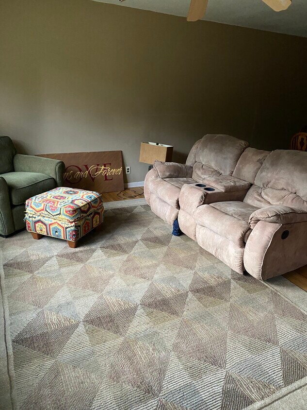 809 Lewis St, Vermillion, SD 57069 House Rental in Vermillion, SD