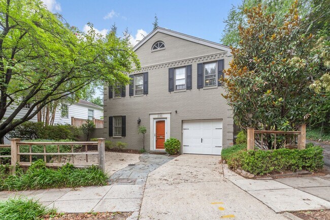 Building Photo - 4bd/4ba Single Family Home in NW DC! Avail...