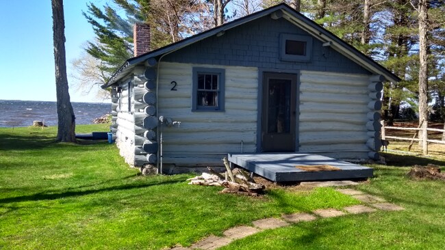Building Photo - 15 Danielson Rd