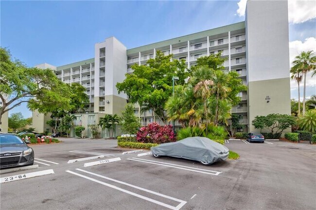 Foto del edificio - 2240 N Cypress Bend Dr