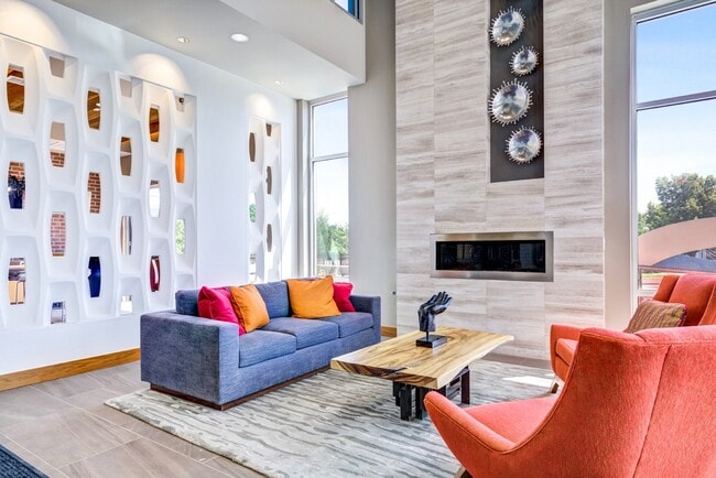 Building Photo - Outlook DTC