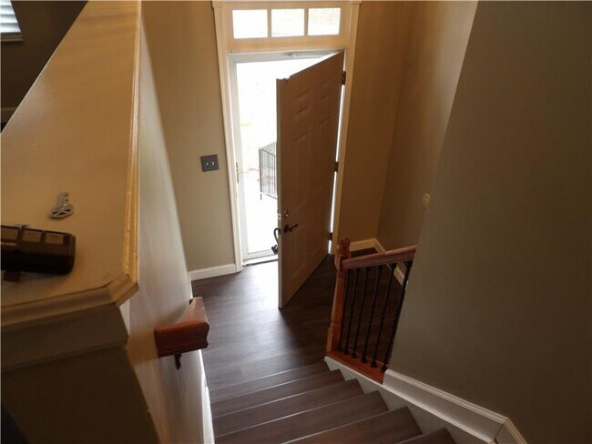 Building Photo - 2784 Berwood Ln