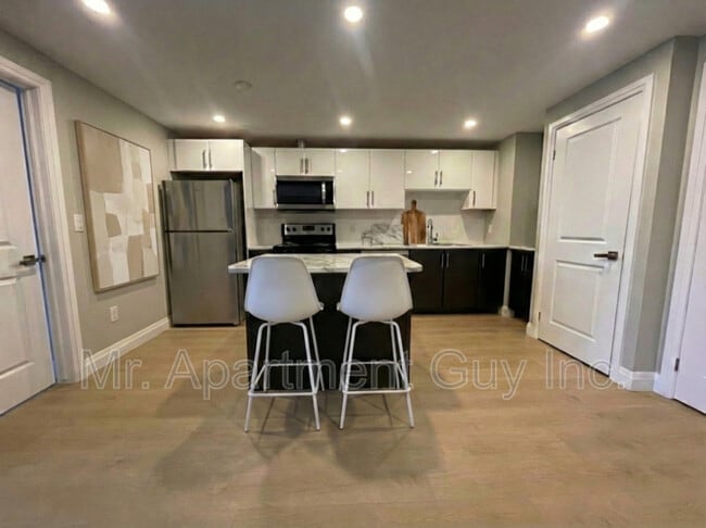 Building Photo - 2200 Sherobee Rd