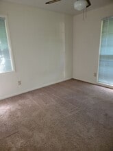 Building Photo - 3524 Reily Ln