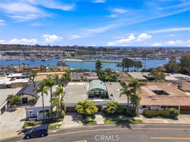 Foto del edificio - 1026 Santiago Dr
