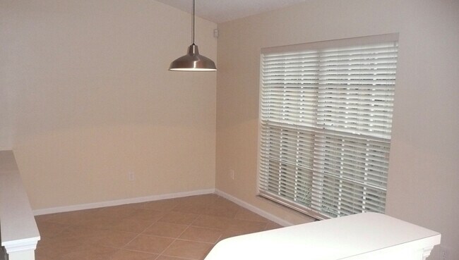 Foto del edificio - Lake Mary 3 Bed 2 bath Pool with Pet frien...