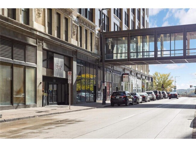 Building Photo - 350 St Peter St