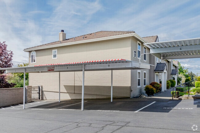 Building Photo - Narrows East Condominiums