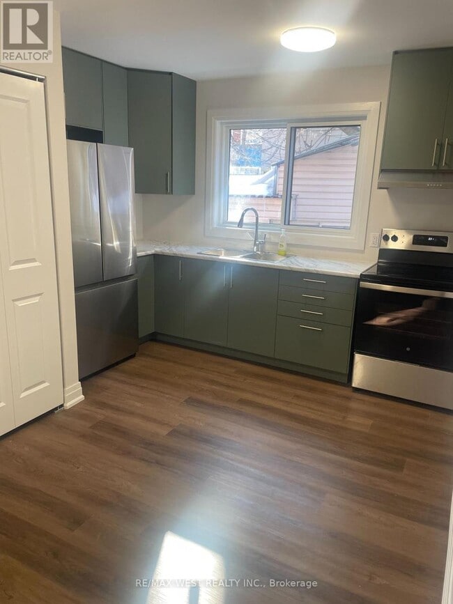 Building Photo - 57 Nassau St