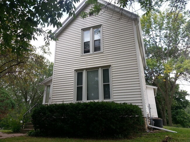 Foto del edificio - 622 W 18th St