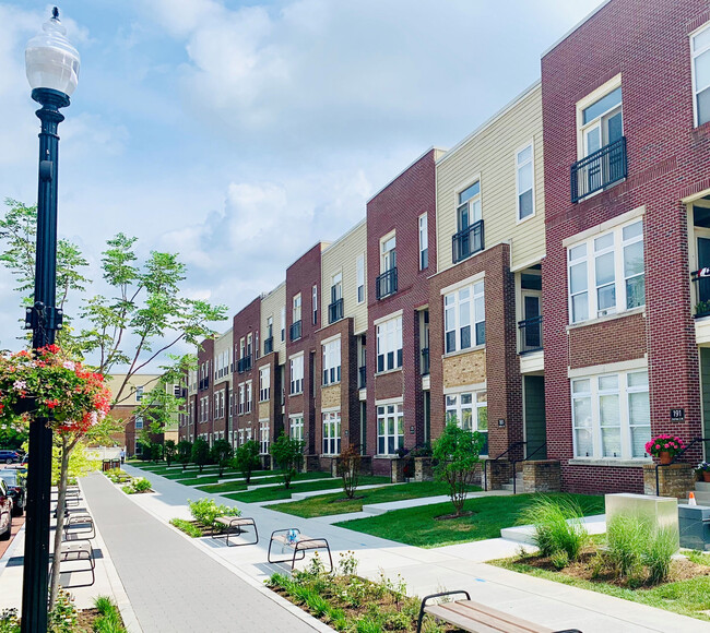 Foto del edificio - OLD TOWN ON THE MONON