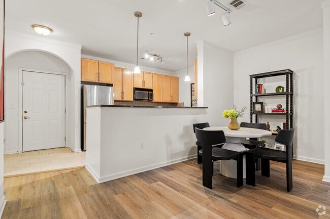 Model 2BR, 2BA - 1,142 SF - Berkeley Heights