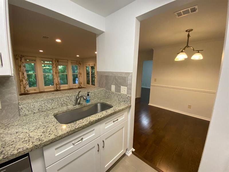 203 Warm Springs Cir Unit 203, Roswell, GA 30075 Condo for Rent in