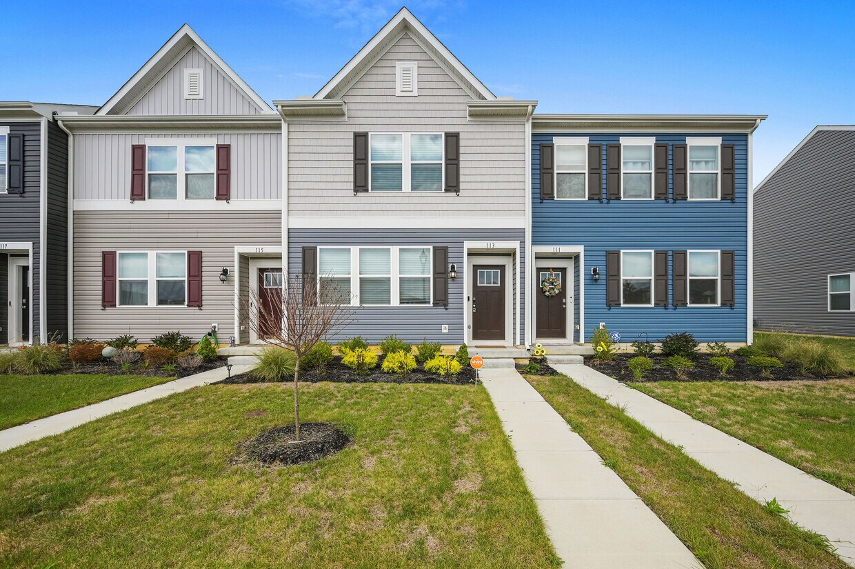 Primary Photo - 113 Ridgley Blvd