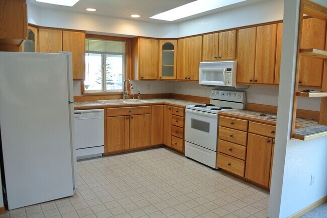 Building Photo - Great 3-Bedroom 2 bath in Philomath!