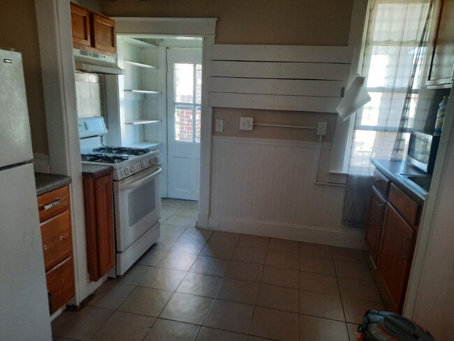 Building Photo - 2528 Calverton Heights Ave