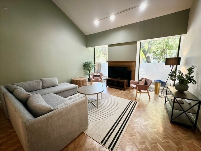 Building Photo - 2607 Rice Boulevard