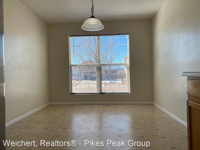 Foto del edificio - 3 br, 2 bath House - 9339 Bethpage Road