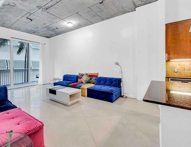 Foto del edificio - 2001 Biscayne Blvd