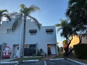 Building Photo - 10320 SW 154th Cir Ct