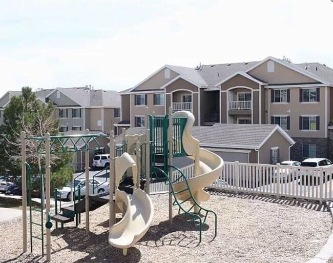 Building Photo - Cozy Condo in Saratoga Springs