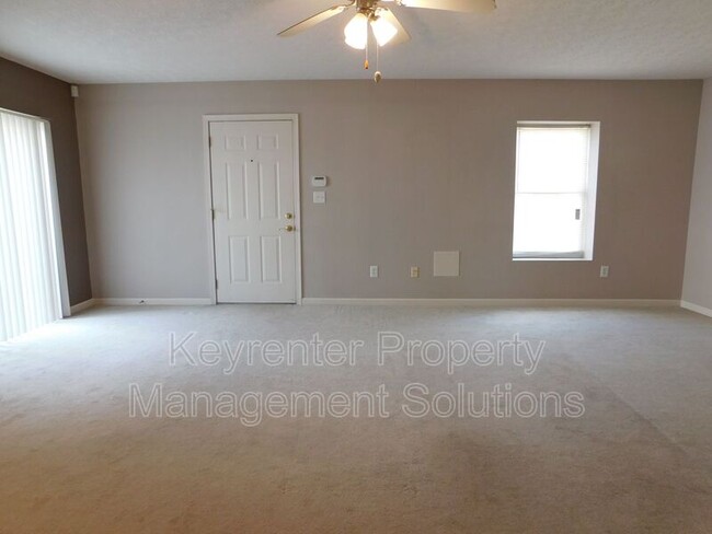 Building Photo - 24 Rose Garden Ln