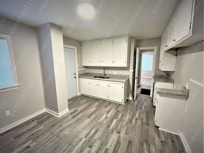 Foto del edificio - 783 Avalon Rd