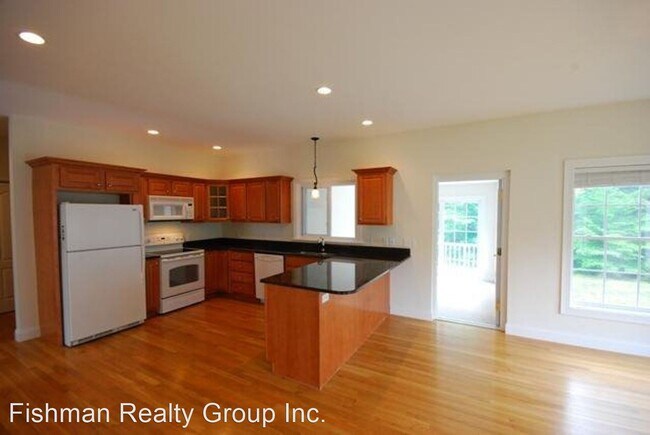 Building Photo - 3 br, 2.5 bath House - 8 Belmont Terrace